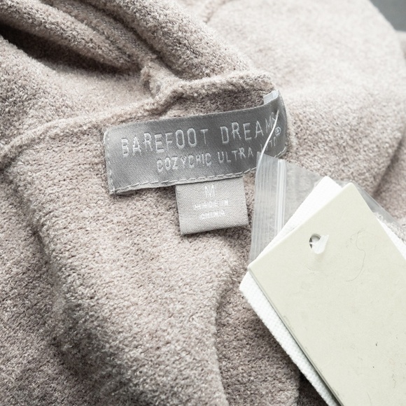 BAREFOOT DREAMS | Cozychic Ultra Lite Dream Robe - Picture 4 of 16